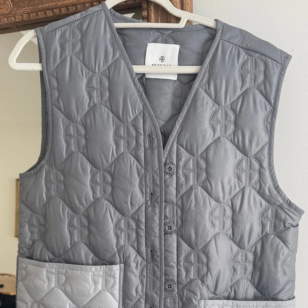 Anine Bing Quilted Vest with Pockets size small - Picture 2 of 4